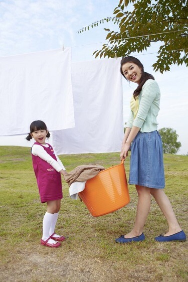 Gi&uacute;p mẹ l&agrave;m việc nh&agrave;