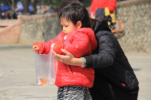 tha-ca-chep-dung-cach-de-tien-ong-cong-ong-tao