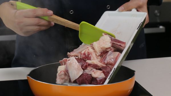 Thịt bò hầm cà chua khiến ông xã thích mê thích mệt 49 Thịt bò hầm cà chua khiến ông xã thích mê thích mệt 21