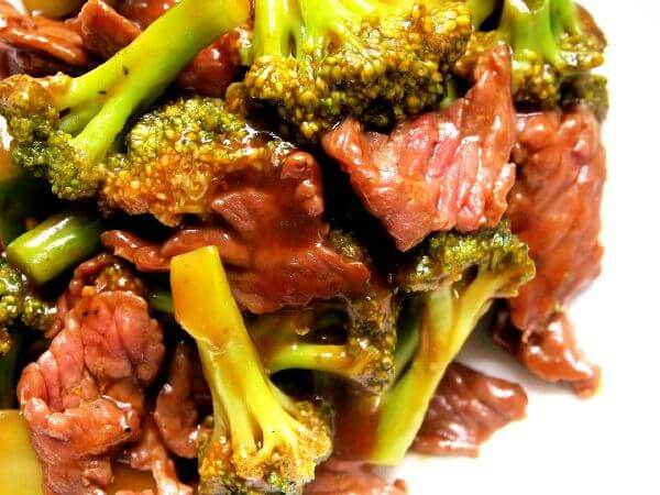 Thịt bò xào bông cải sốt dầu hào, tuy quen mà lạ 25