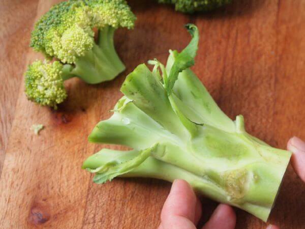 Thịt bò xào bông cải sốt dầu hào, tuy quen mà lạ 20