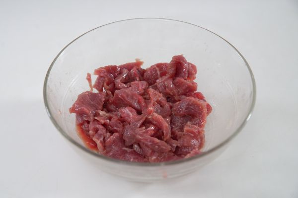 Thịt bò xào cải xoăn sốt dầu hào giúp mẹ bầu ngon miệng 46 Thịt bò xào cải xoăn sốt dầu hào giúp mẹ bầu ngon miệng 18