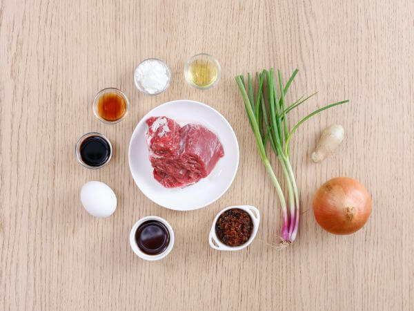 Thịt bò xào hành tây sốt XO mềm ngon nóng hổi 47 nguyên liệu thịt bò xào