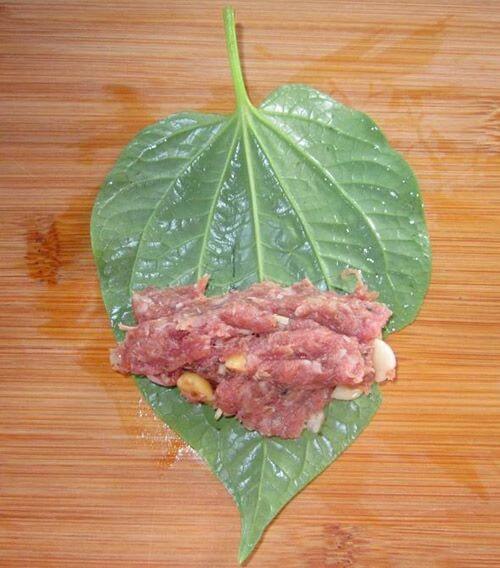 Thịt heo nướng lá lốt thơm lừng cả bếp 39 chế biến món thịt heo nướng lá lốt