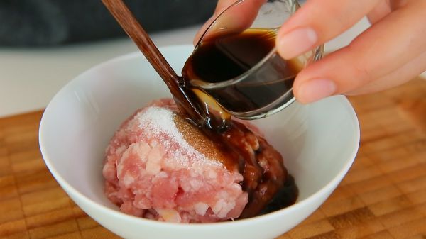 Thơm ngon, lạ miệng với món cà tìm xào thịt băm 47 Thơm ngon, lạ miệng với món cà tìm xào thịt băm 19