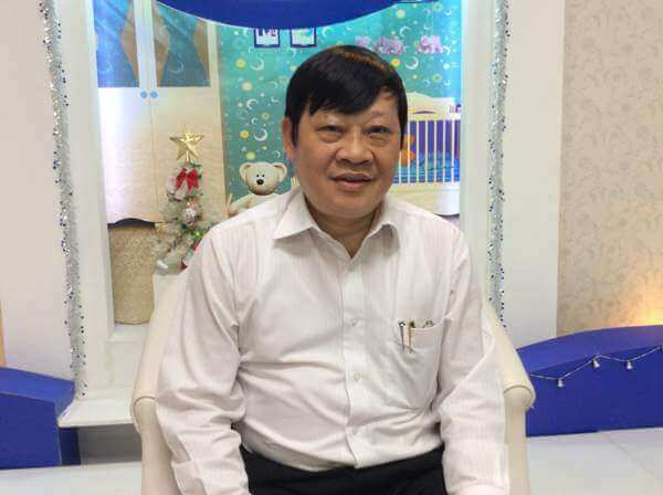 Thứ trưởng Bộ Y tế tư vấn cách chăm sóc trẻ mùa lạnh 37 thu-truong-bo-y-te-tu-van-cach-cham-soc-tre-trong-mua-lanh-truyen-hinh-lam-me