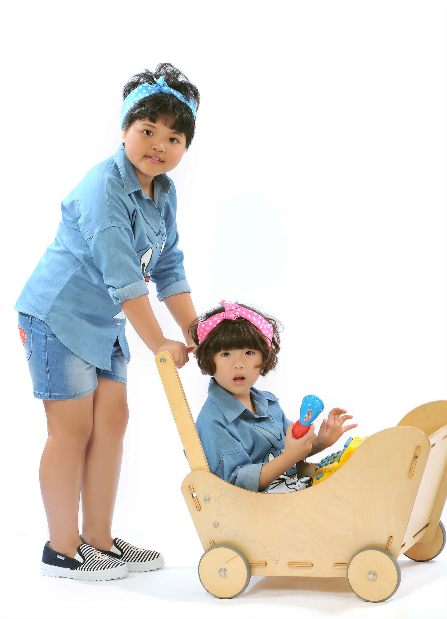 Thúy Nga: Nguyệt Cát là tài sản lớn nhất của tôi 46 Thúy Nga: Nguyệt Cát là tài sản lớn nhất của tôi 18