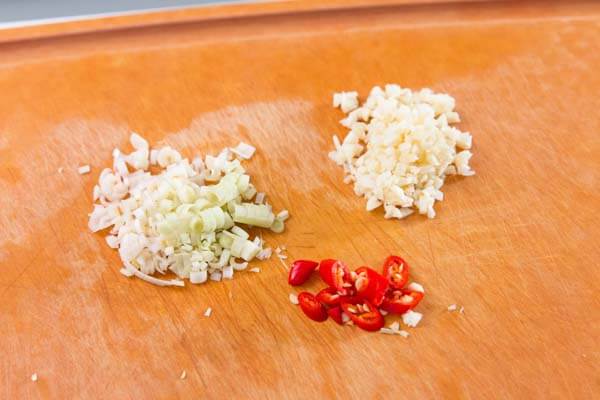 Tôm hấp sả và chanh ngọt mềm thơm ngon 49 tom hap sa