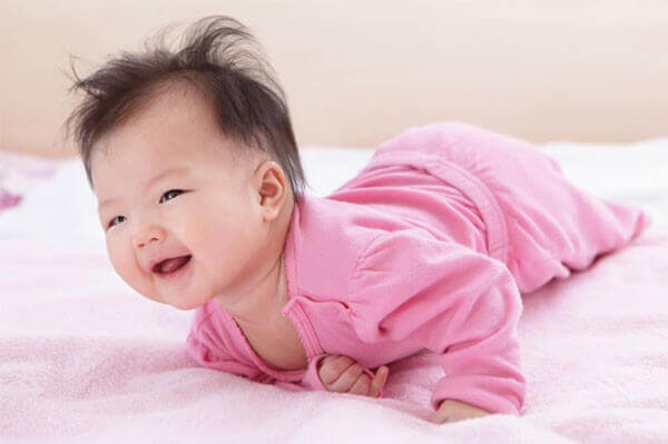 Trẻ 3 tháng tuổi biết làm gì? Những điều khiến cha mẹ ngạc nhiên 33 Trẻ 3 tháng tuổi biết làm gì? Những điều khiến cha mẹ ngạc nhiên 5