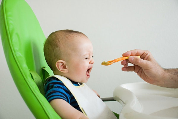 Trẻ ăn dặm sớm sẽ gặp nhiều vấn đề nghiêm trọng về sức khỏe 7
