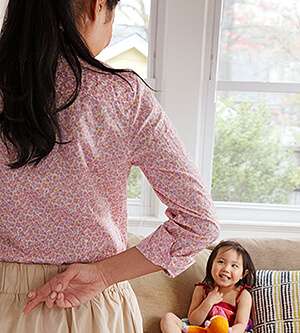 Trẻ nói dối cha mẹ nên làm gì