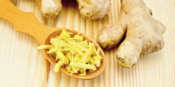 Trị chứng ra mồ hôi chân, tay bằng dược liệu quanh ta 37 cu-gung