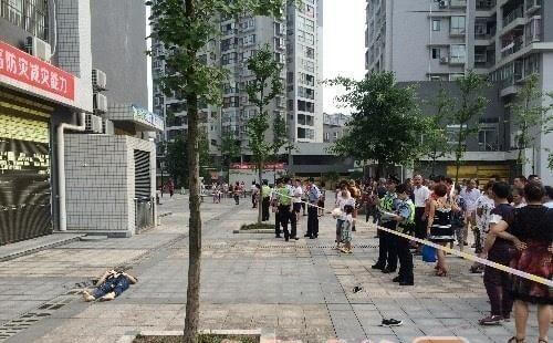 Trung Quốc: Bà nội ép cháu quan hệ với thầy bói để chữa bệnh 33 Trung Quốc: Bà nội ép cháu quan hệ với thầy bói để chữa bệnh 5