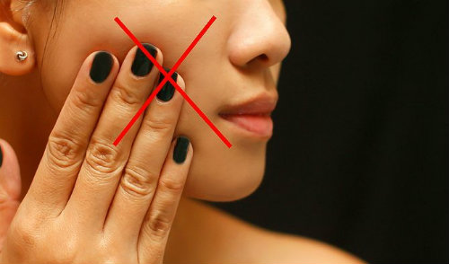 Từ bỏ 5 thói quen này, nếu không lỗ chân lông sẽ ngày một to ra 37 Từ bỏ 5 thói quen này, nếu không lỗ chân lông sẽ ngày một to ra 9