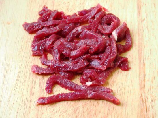 Tự làm bánh gạo Hàn Quốc xào thịt bò tại nhà 18