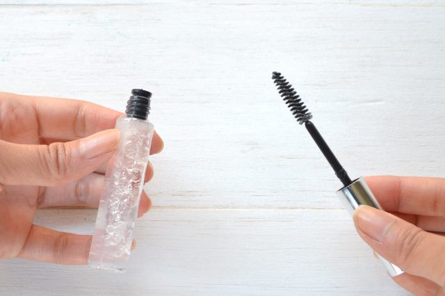 Tự làm gel thoa lông mày đơn giản nhưng lại cho hiệu quả bất ngờ 53 Tự làm gel thoa lông mày đơn giản nhưng lại cho hiệu quả bất ngờ 25