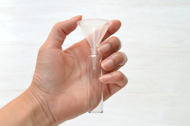 Tự làm gel thoa lông mày đơn giản nhưng lại cho hiệu quả bất ngờ 48 Tự làm gel thoa lông mày đơn giản nhưng lại cho hiệu quả bất ngờ 20