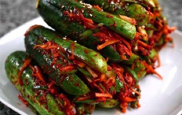 Tự làm kim chi dưa leo và hành lá vừa dễ, vừa ngon lại hợp vệ sinh 38 Kim chi dưa leo
