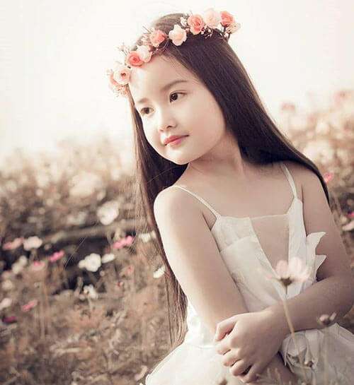Vẻ đẹp "hút hồn" của cô bé Hà Nội 6 tuổi 44 Vẻ đẹp "hút hồn" của cô bé Hà Nội 6 tuổi 24