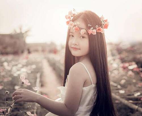 Vẻ đẹp "hút hồn" của cô bé Hà Nội 6 tuổi 45 Vẻ đẹp "hút hồn" của cô bé Hà Nội 6 tuổi 25