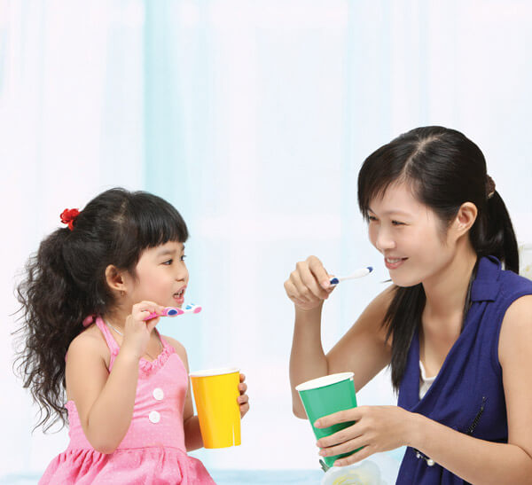 Vì sao không nên cho trẻ dưới 8 tuổi tự đánh răng? 5