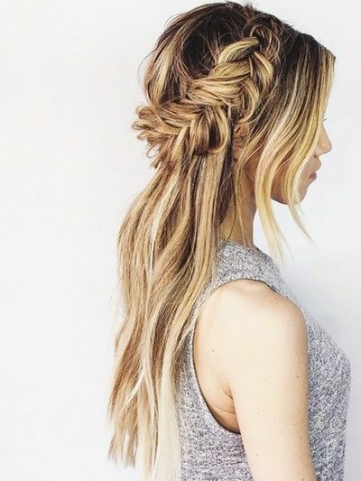 Vô vàn kiểu tóc đẹp cho mẹ diện trong đêm hẹn hò Valentine 2017 77 Vô vàn kiểu tóc đẹp cho mẹ diện trong đêm hẹn hò Valentine 2017 49