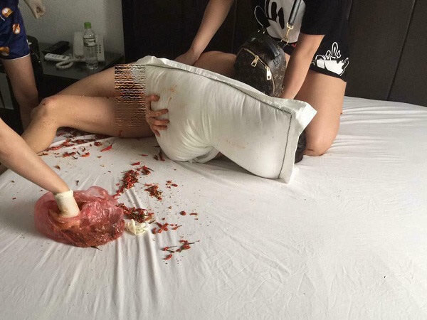 Vụ vợ xát ớt vào vùng kín nhân tình của chồng: Ai được, ai mất? 37 Vụ vợ xát ớt vào vùng kín nhân tình của chồng: Ai được, ai mất? 9