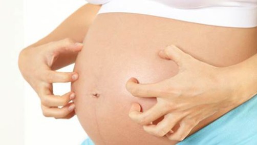 Xua tan chứng ngứa ngáy khó chịu khi mang thai 9