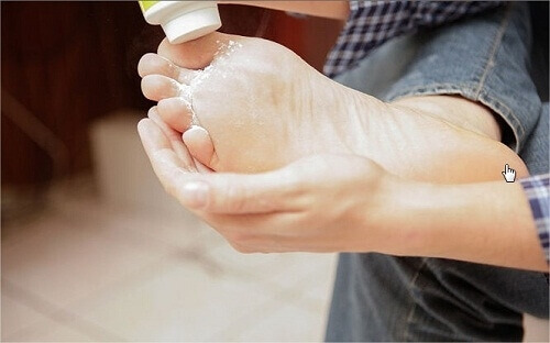 10 cách khử mùi hôi giày đơn giản trong những ngày mưa 35 cách khử mùi hôi giày