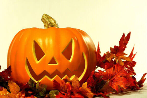 5 món đồ trang trí nhà cửa không thể thiếu ngày Halloween 27