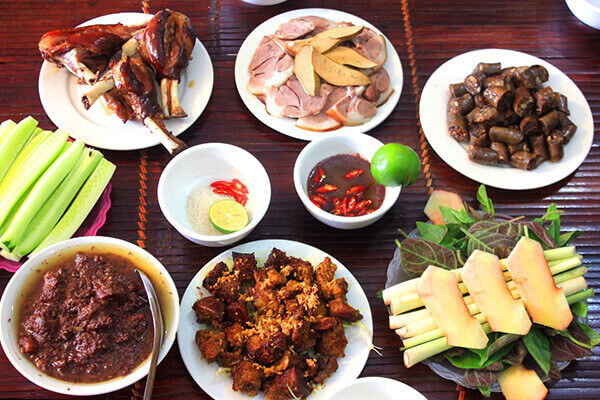 Bị bỏng ki&ecirc;ng ăn g&igrave; 