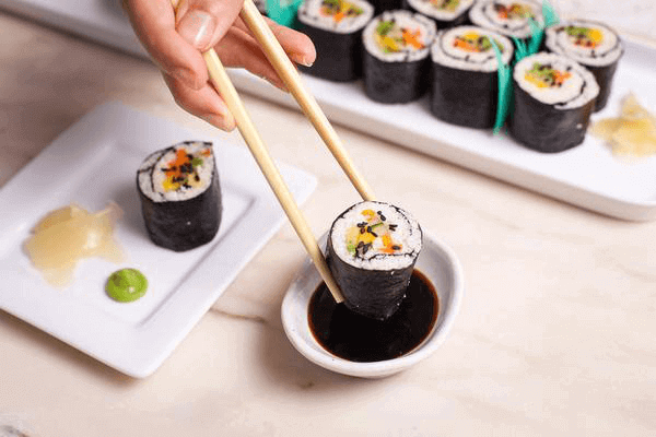 Cách làm kimbap đơn giản, chuẩn vị Hàn Quốc 49 cách làm kimbap đơn giản 6