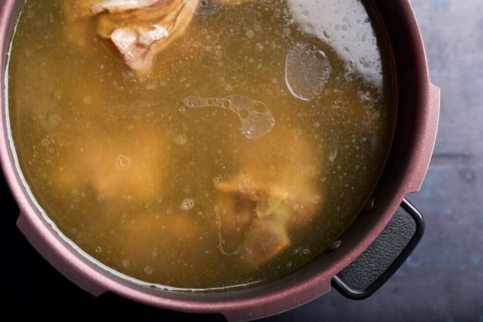 C&aacute;ch nấu b&uacute;n b&ograve; đơn giản 