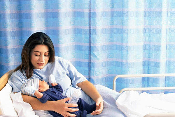 Chăm sóc sản phụ sau sinh mổ: Ăn gì nhanh liền sẹo? 34 chăm sóc sản phụ sau sinh mổ