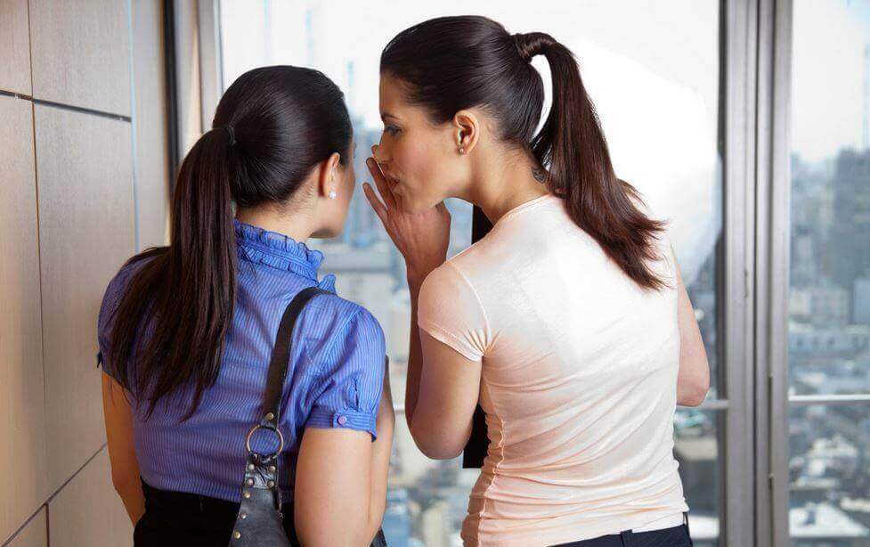 Hàng xóm lắm chuyện khiến gia đình tôi dở khóc dở cười 14 Hàng xóm lắm chuyện khiến gia đình tôi dở khóc dở cười 4