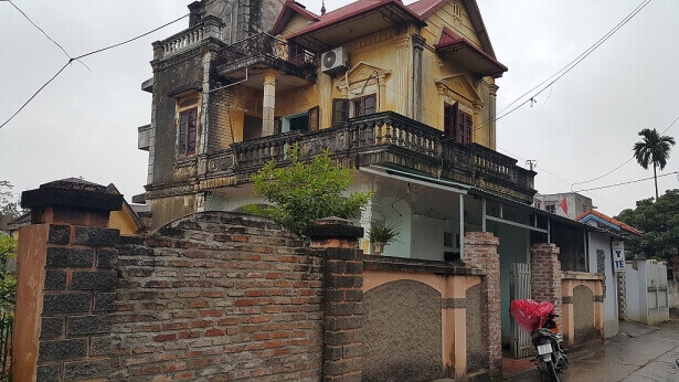Lại xuất hiện vụ bạo hành trẻ em từ một người bố 40 Lại xuất hiện vụ bạo hành trẻ em từ một người bố 12