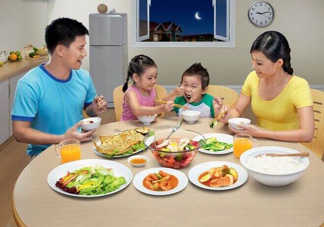 L&agrave;m sao để b&eacute; ăn kh&ocirc;ng ngậm