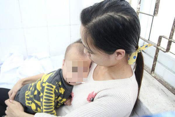 Mẹ tự ý chữa liệt dây thần kinh số 7, con méo mồm, lở loét 35 Mẹ tự ý chữa liệt dây thần kinh số 7, con méo mồm, lở loét 7