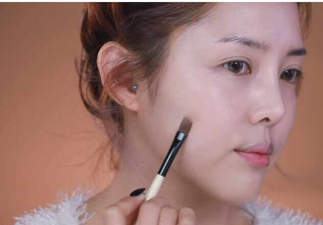 Mẹo trang điểm tự nhiên đi chơi tết cho mẹ xinh yêu 53 Trang điểm tự nhiên đi chơi tết