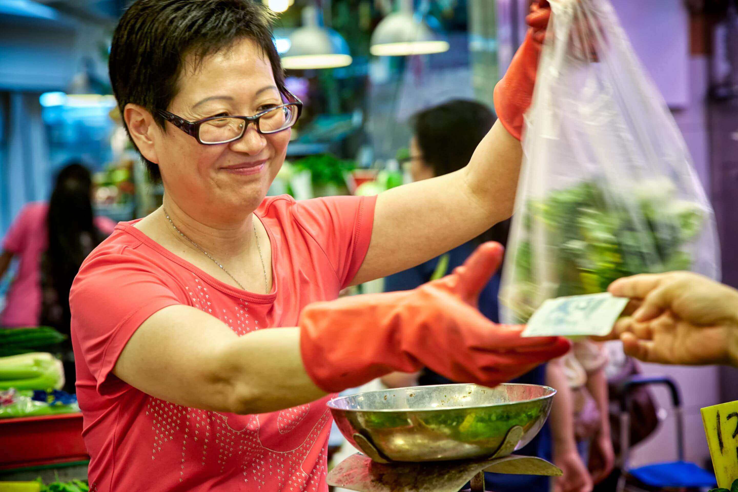 Thử mua hàng không mặc cả một lần xem bạn sẽ nhận được gì 5
