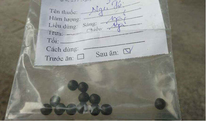 Uống thuốc tăng cân, bé gái 7 tuổi mọc lông khắp người 34 Uống thuốc tăng cân, bé gái 7 tuổi mọc lông khắp người 6