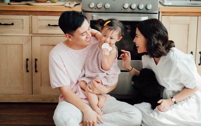 Bật mí cách chọn trang phục cho bộ ảnh gia đình đẹp ấm áp 35 bộ ảnh gia đình