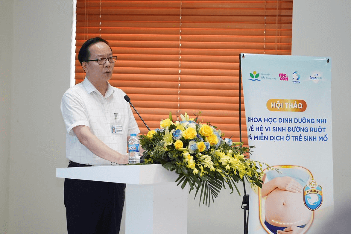 Giải pháp nào cho hệ miễn dịch “yếu ớt” của trẻ chào đời bằng phương pháp mổ đẻ? 37 hội thảo trẻ sinh mổ