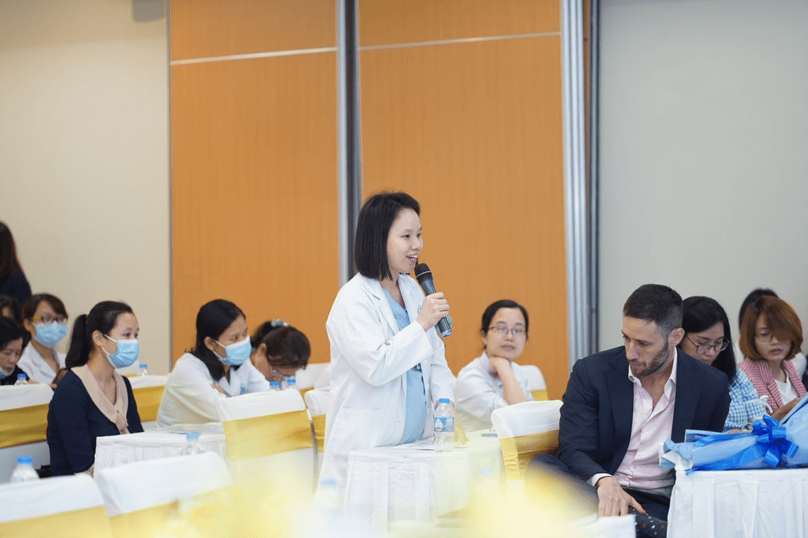 Giải pháp nào cho hệ miễn dịch “yếu ớt” của trẻ chào đời bằng phương pháp mổ đẻ? 39 sức khỏe trẻ sinh mổ