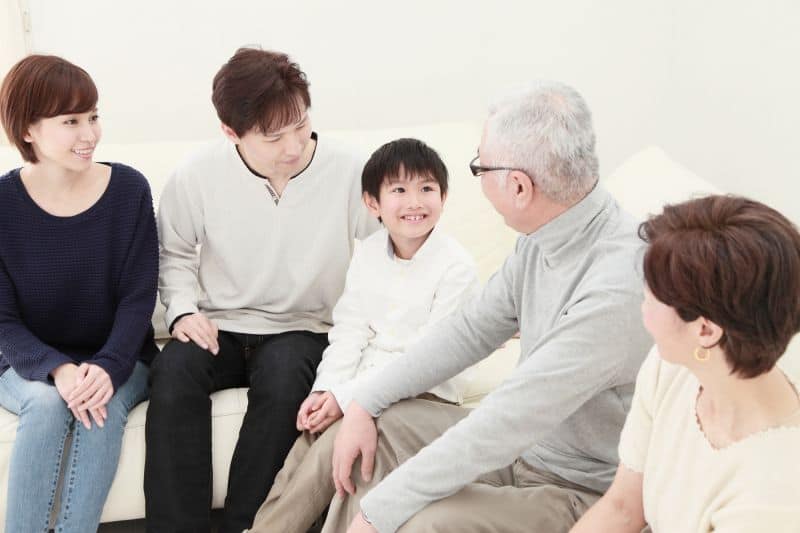 Khéo léo cư xử với gia đình nội ngoại hai bên 3