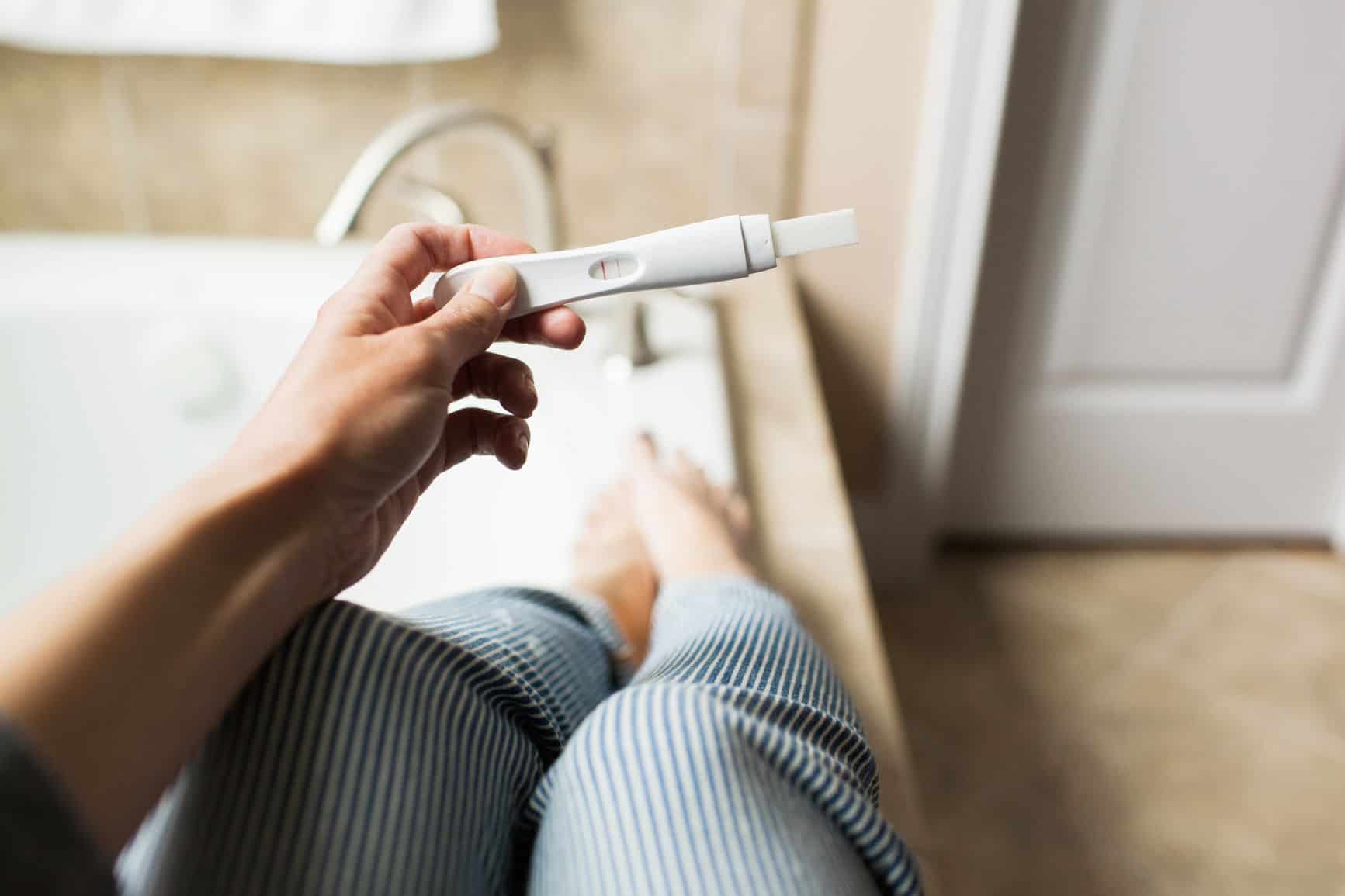 Cách sử dụng que thử rụng trứng