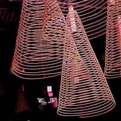 Không nên đặt gì trên bàn thờ ngày Tết? 3