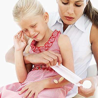 Cách đơn giản xử lý, chăm sóc vết thương tại nhà 3