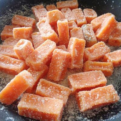 Trổ tài làm món mứt khoai lang ngọt bùi đãi khách 4
