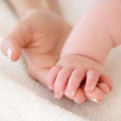 Muốn cho chị gái "trứng" có được không? 1